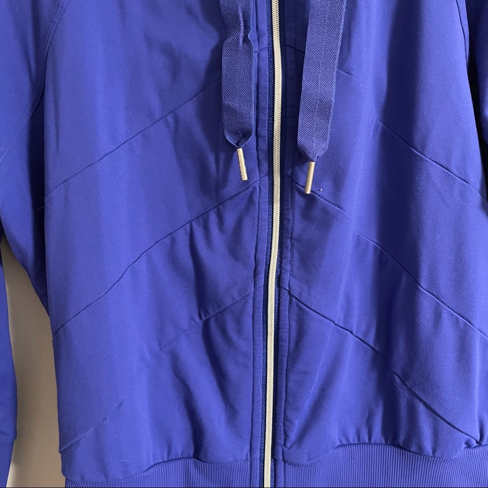 RARE Lululemon Blue Hooded Jacket - Picture 4 of 7
